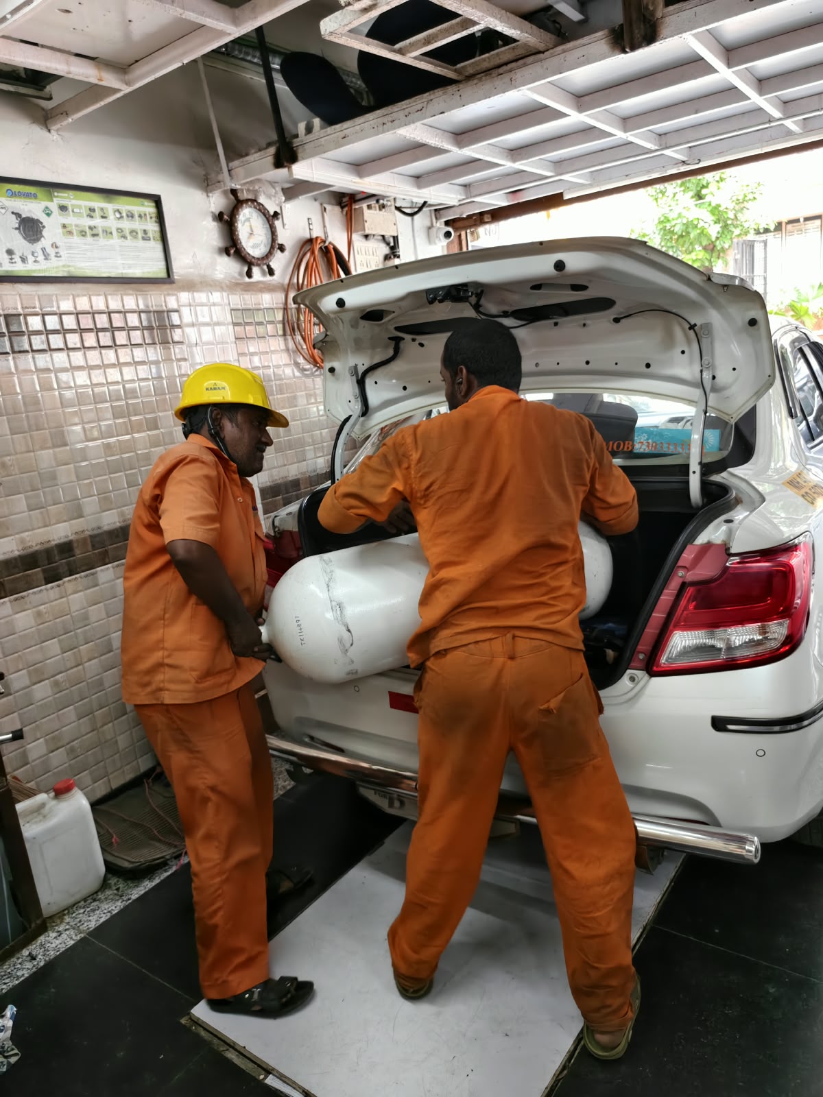 Raju Auto Gas Kit Centre